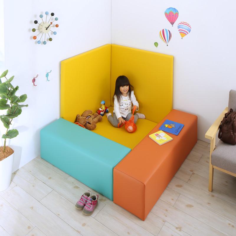法人様必見。子供に安全安心のコーナー型キッズプレイマット Pop Kids ポップキッズ 5点セット フロアマット2枚+スツール3枚 150×150 ラグ・マットカラー グリーンブルー 法人様必見。子供に安全安心のコーナー型キッズプレイマット Pop Kids ポップキッズ 5点セット フロアマット2枚+スツール3枚 150×150 ラグ・マットカラー グリーンブルー